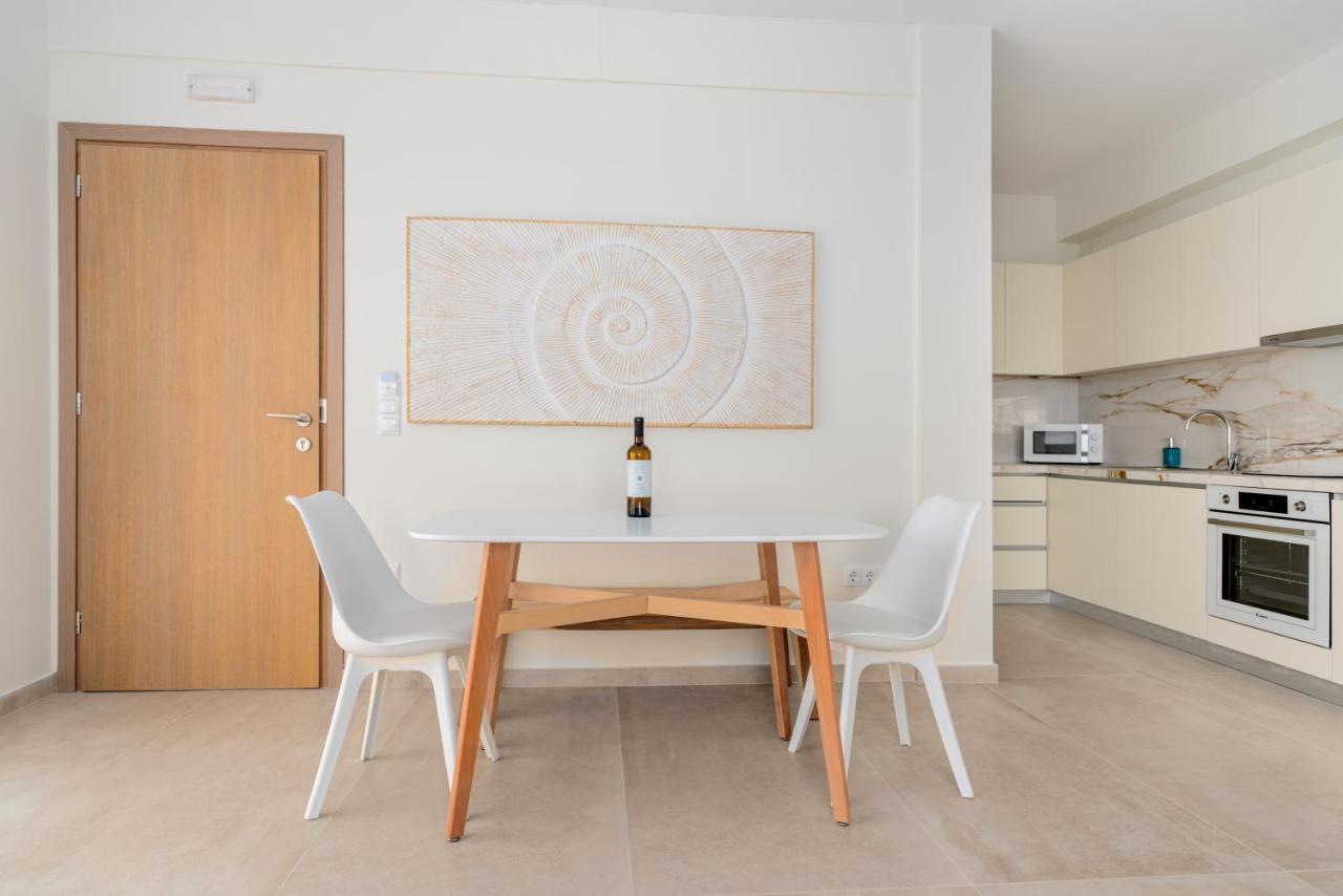 Vrahati Costa Vasia Boutique Apartments מראה חיצוני תמונה